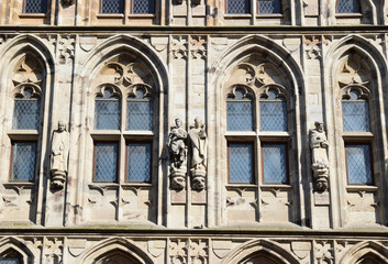 Fototapeta na wymiar Spätgotische Rathausfassade in Köln