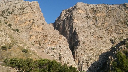 The cleft in the rock