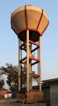 Wasserturm in der indischen Provinz Punjab