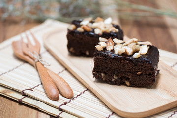 chocolate brownie with nut topping