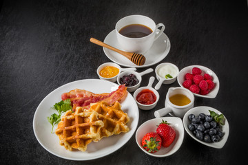 ワッフル　ベルギー料理　Waffle Belgium dish