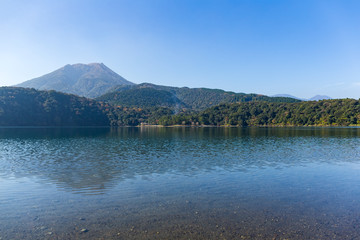 Obraz premium Mount Kirishima and lake