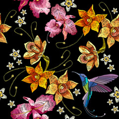 Obrazy  Koliber, storczyk egzotycznych tropikalnych kwiatów wzór seamlees. Piękny klasyczny haft, koliber, orchidee, tropikalne kwiaty. Szablon na ubrania, hafty, projekt koszulki