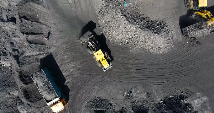 Machine for mechanical sorting of bulk materials into fractions. Rumble used to disperse materials such as coal, ore.