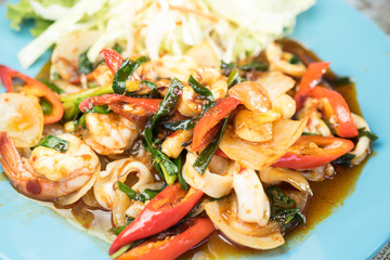 Stir fried sea food with chilli sauce