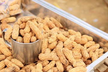 Peanuts at the market