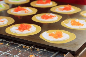 thai crispy pancake - cream crepes