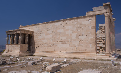 Obraz premium The temple with the Caryatids in Athens