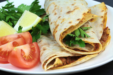 Delicious Turkish Lahmacun ( Turkish Pizza )