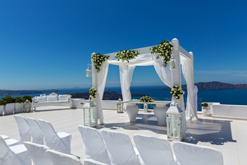 Wedding decorations with roses