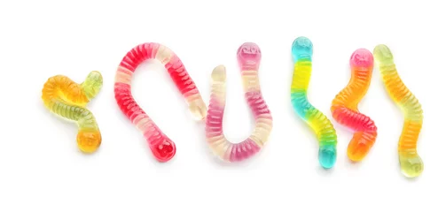 Crédence de cuisine en verre imprimé Bonbons Tasty jelly worms on white background