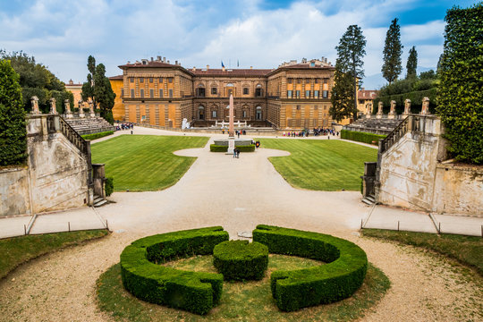 Le Palazzo Pitti à Florence depuis les jardins