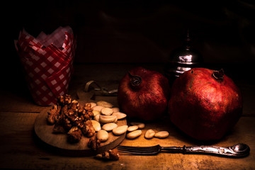 composition with dried and winter fruits