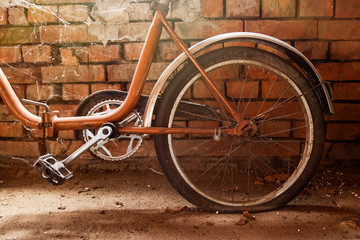Fototapeta na wymiar An old bicycle drive mechanism