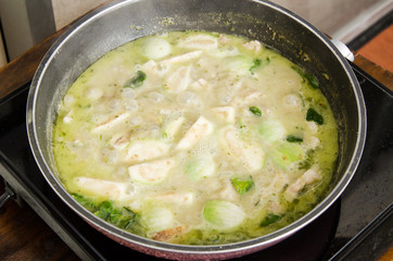 Thai food cooking,Green curry with chicken