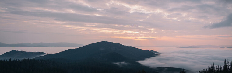 Obraz premium Ukraine mountains Karpaty.