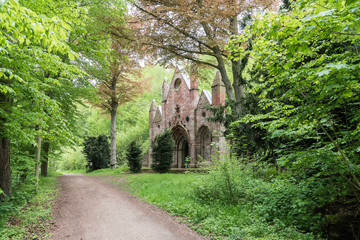 Mausoleum in Meisdorf am Rande des Harzes