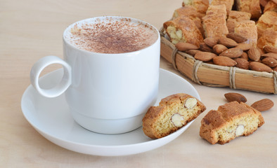 Biscotti italienische Kekse Cantuccini mit Morgen Kaffee