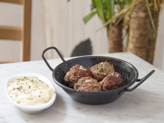 Albondigas con salsa