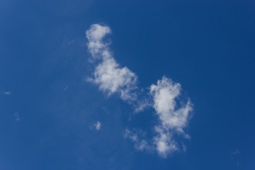 blauer Himmel, wei&szlig;e Wolken, Sonnenschein, Sch&ouml;nwetter, blau, wei&szlig;, Horizont, Himmel, Ausblick, Sommer, Fr&uuml;hling, Hintergrund, Desktop