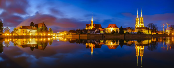 Plakat Wroclaw, Poland- Panorama of the historic and historic part of the old town 