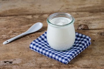 Skyr in einem Weckglas