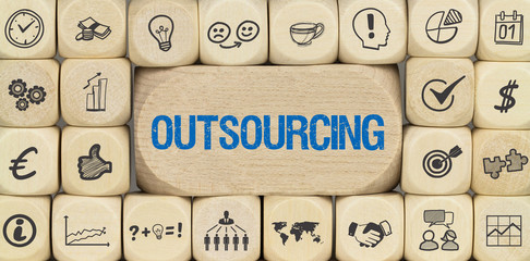 Outsourcing / Würfel mit Symbole