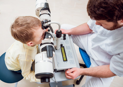 Synoptophore. Strabismus treatment. Squint test. Orthoptics.
