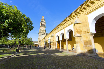 Fototapeta na wymiar Torre del Alminar of the Mezquita in Cordoba