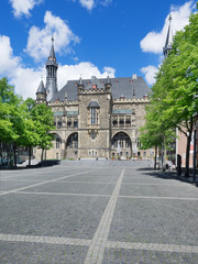 Fototapeta na wymiar Aachen Rathaus und Katschhof