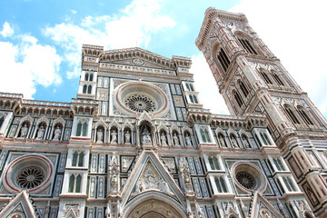 Fototapeta premium cattedrale di santa maria del fiore a Firenze
