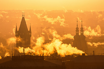 Obraz premium Prague foggy sunrise, Czech republic.