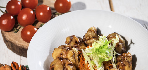 Chicken liver with fried vegetables