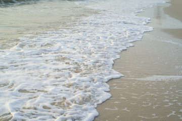 Wave and wave bubber