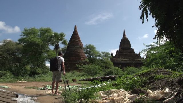 Pagoda in Bagan, photographer takes pictures