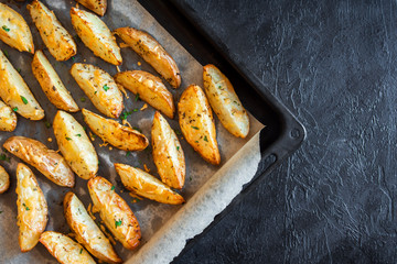 Baked potato wedges