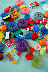 Fototapeta na wymiar pile of colorful buttons