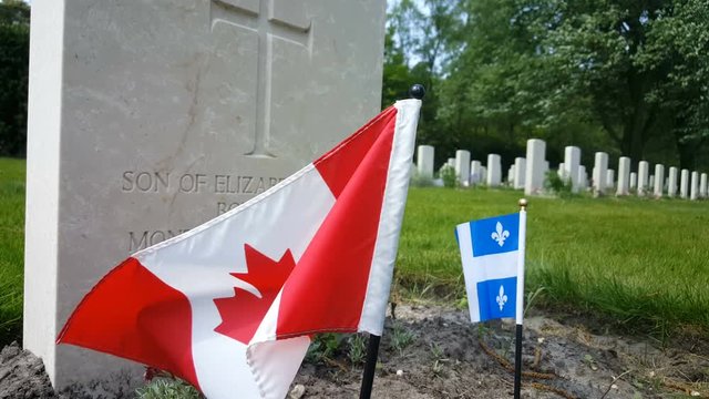 Canadian War Cemetery in Holten, graveyard soldiers