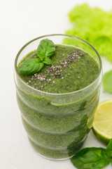 Green smoothie with ingredients