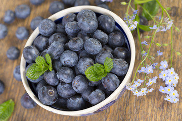 Borówki- deser na wiosnę © anix