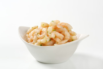 Shrimps with lemon butter sauce