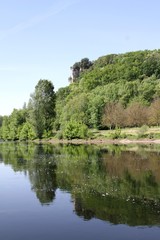 Fototapeta premium reflets sur la rivière Dordogne