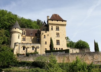 Fototapeta na wymiar village de la Roque-Gageac sur la Dordogne,pays Sarladais,Périgord noir