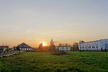 budynki o zachodzie słońca, © ftomasz