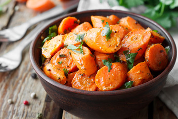Caramelized carrots with cilantro