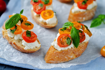 Ricotta tomato Basil bruschetta