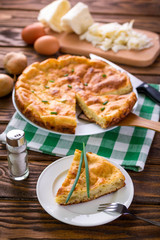 Cabbage pie with onion
