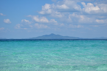 Fototapeta na wymiar beautiful sea water with the island in background