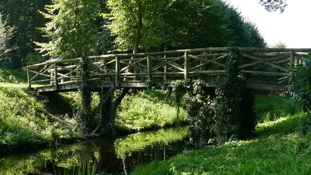 Small bridge on estate Oldruitenborgh