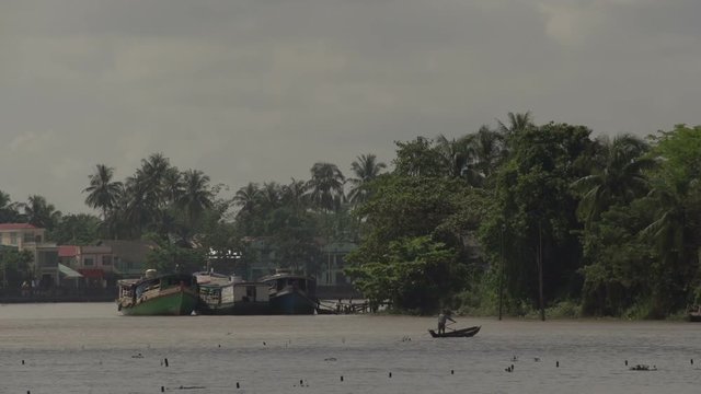 Pathein, Small rowing boat at the Irrawaddy river